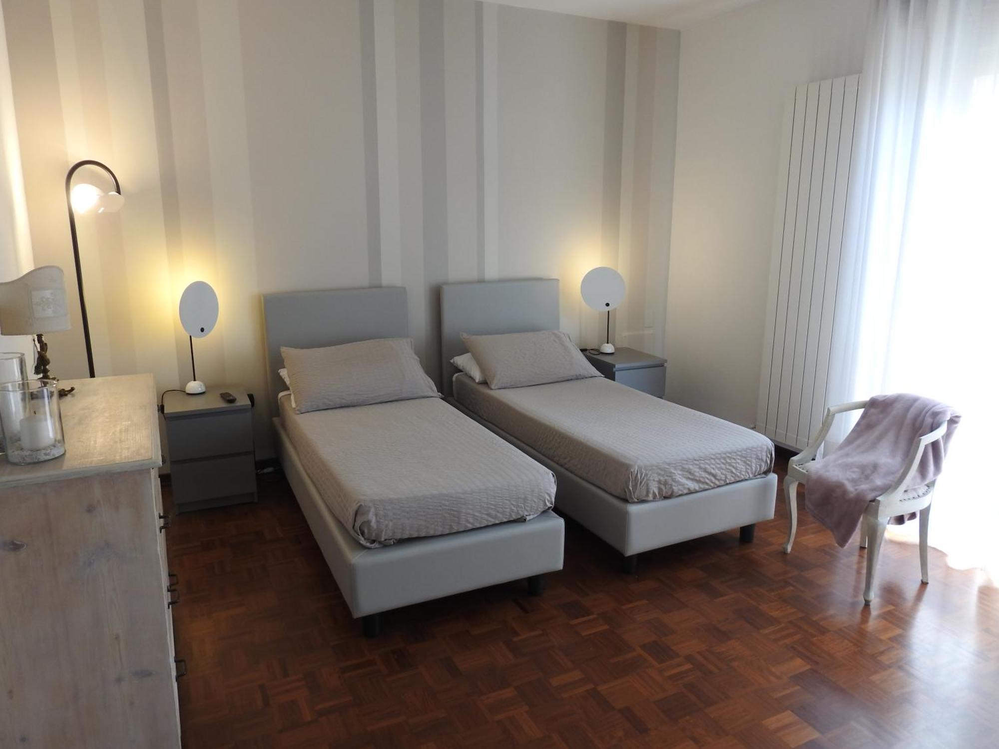 La Casa Di Clara Bed & Breakfast Esine Bagian luar foto