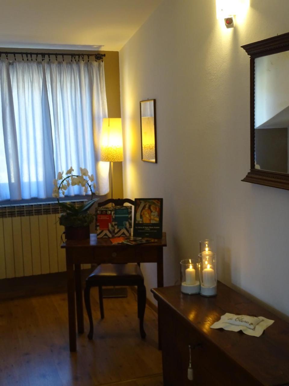 La Casa Di Clara Bed & Breakfast Esine Bagian luar foto